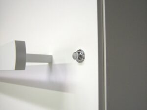 壁収納ベッドプッシュロック